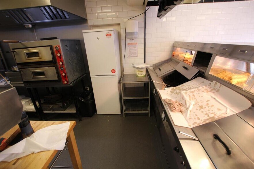 327 Welbeck Rd, Newcastle Upon Tyne à louer - Photo de l’immeuble – Image 3 sur 12