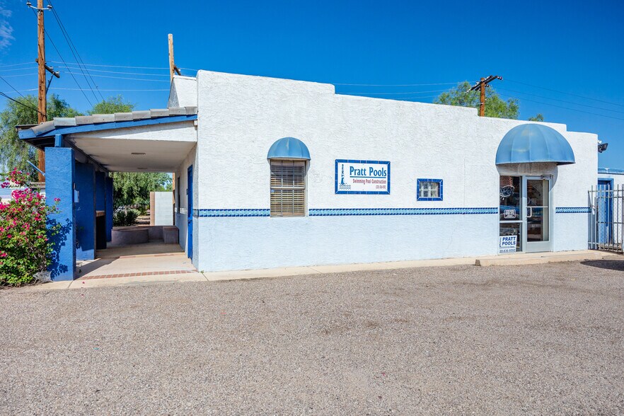 112 E Cottonwood Ln, Casa Grande, AZ à vendre - Photo de l’immeuble – Image 3 sur 26