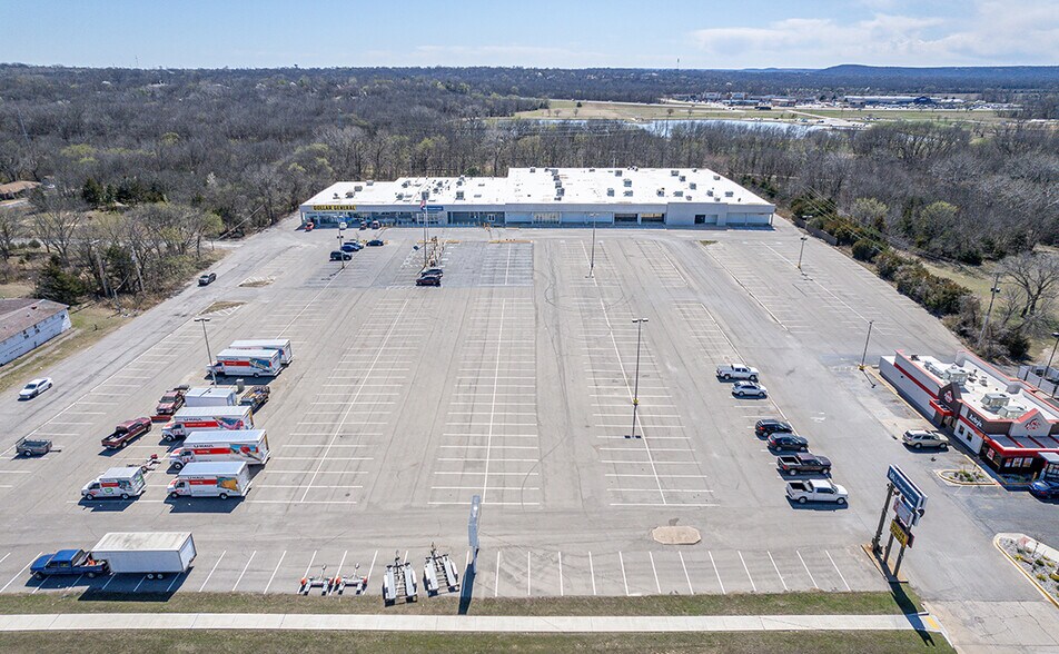 3001-3009 SE Frank Phillips Blvd, Bartlesville, OK à vendre - Photo de l’immeuble – Image 1 sur 1