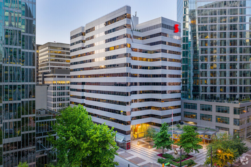 510 Burrard St, Vancouver, BC à louer - Photo de l’immeuble – Image 2 sur 5
