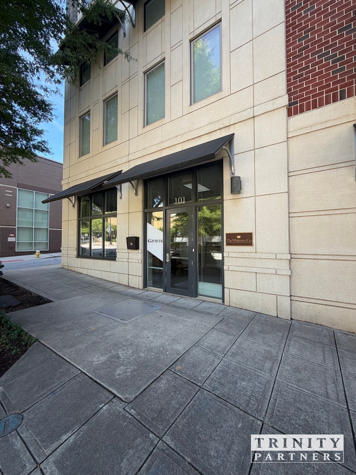 101 E McBee Ave, Greenville, SC à louer Photo intérieure– Image 1 sur 11