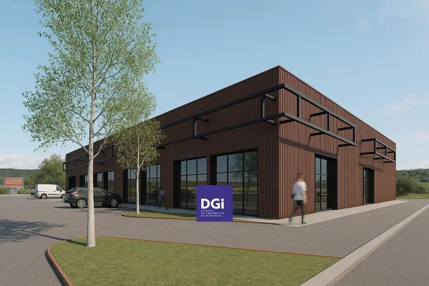 Local commercial dans Langlade à louer - Photo de l’immeuble – Image 1 sur 3