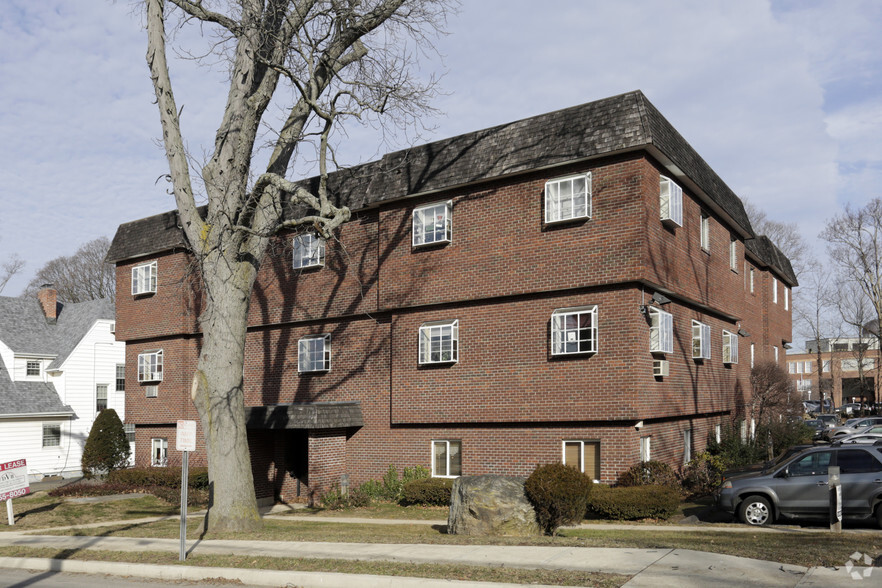 5 Eversley Ave, Norwalk, CT à louer - Photo de l’immeuble – Image 1 sur 5