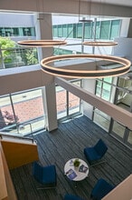 2100 Milvia St, Berkeley, CA à louer Photo de l’immeuble– Image 1 sur 5