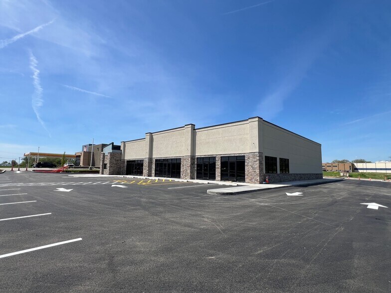201 Scott Troy Rd, O'Fallon, IL à louer - Photo de l’immeuble – Image 2 sur 3