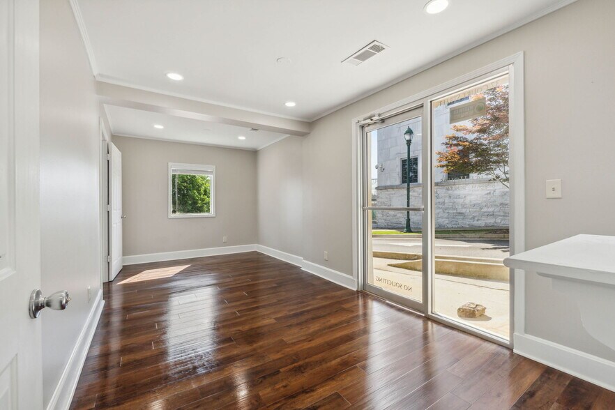 37 Court St, Jasper, GA à louer - Photo de l’immeuble – Image 3 sur 23