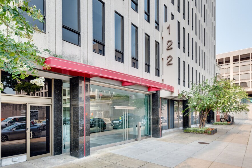 122 C St NW, Washington, DC à louer - Photo de l’immeuble – Image 3 sur 9