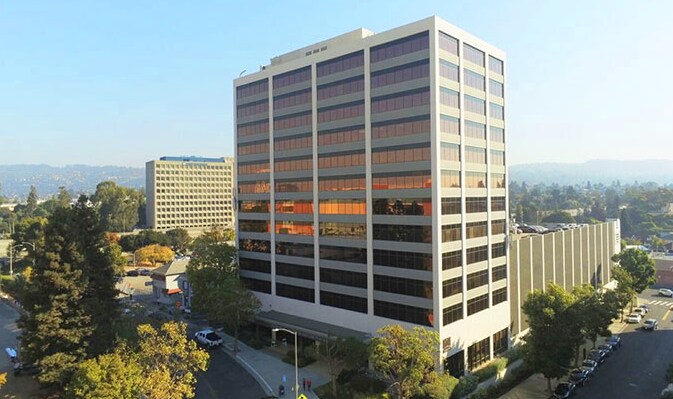 3300 Webster St, Oakland, CA à louer - Photo de l’immeuble – Image 3 sur 5