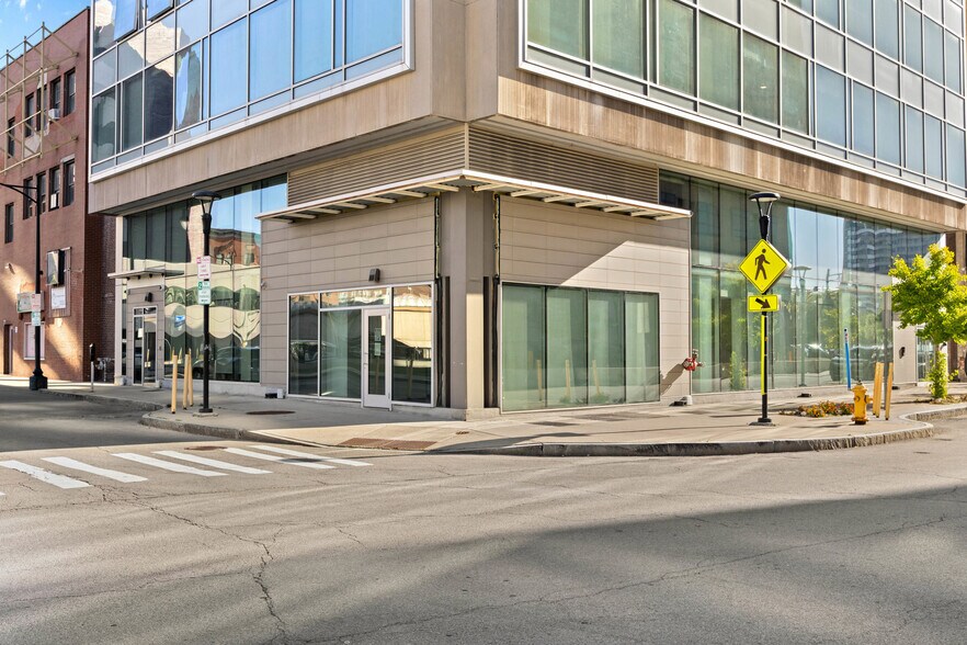 88-94 Elm St, Rochester, NY à louer - Photo de l’immeuble – Image 1 sur 35