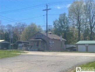 Plus de détails pour 196 E Fairmount Ave, Lakewood, NY - Local commercial à vendre