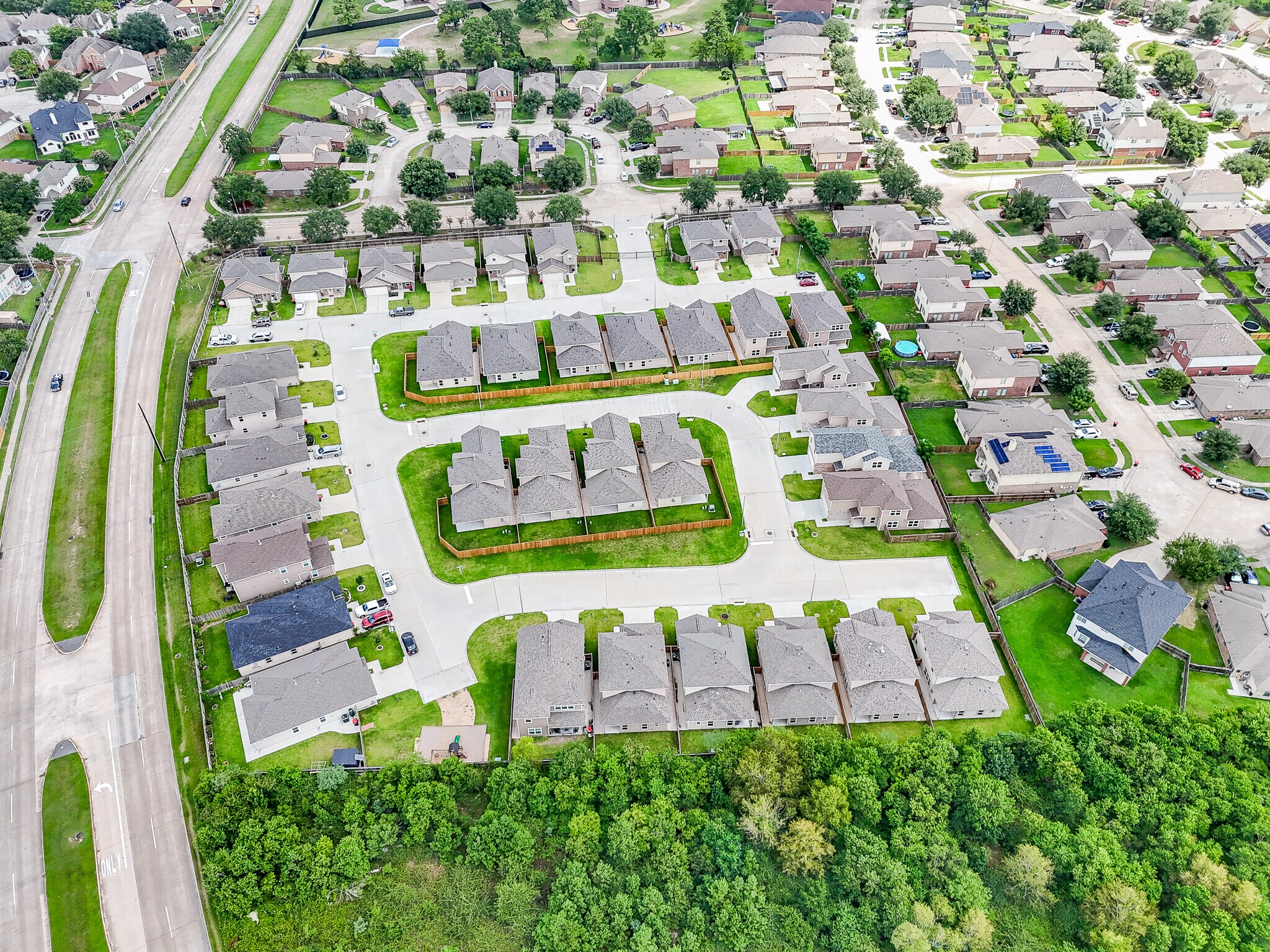 2815 Bowlin Leaf Ln, Houston, TX à vendre Photo principale– Image 1 sur 16