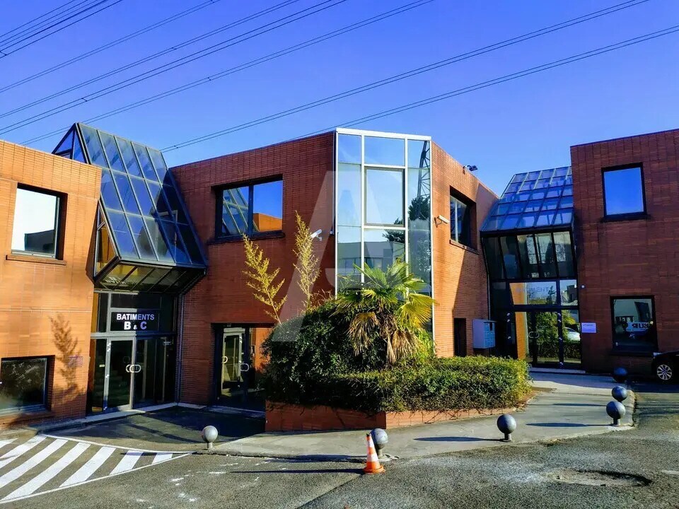 Bureau dans Igny à louer Photo de l’immeuble– Image 1 sur 6