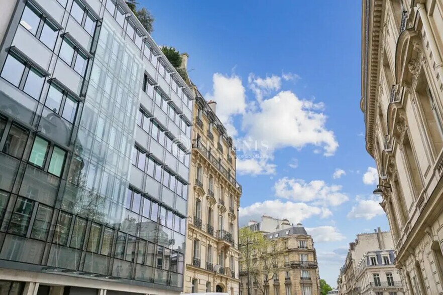 Bureau dans Paris à louer - Photo de l’immeuble – Image 2 sur 12