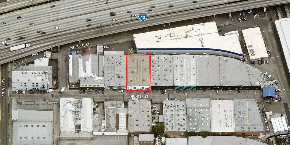 2441-2445 Hunter St, Los Angeles, CA à louer - Photo de l’immeuble – Image 1 sur 9