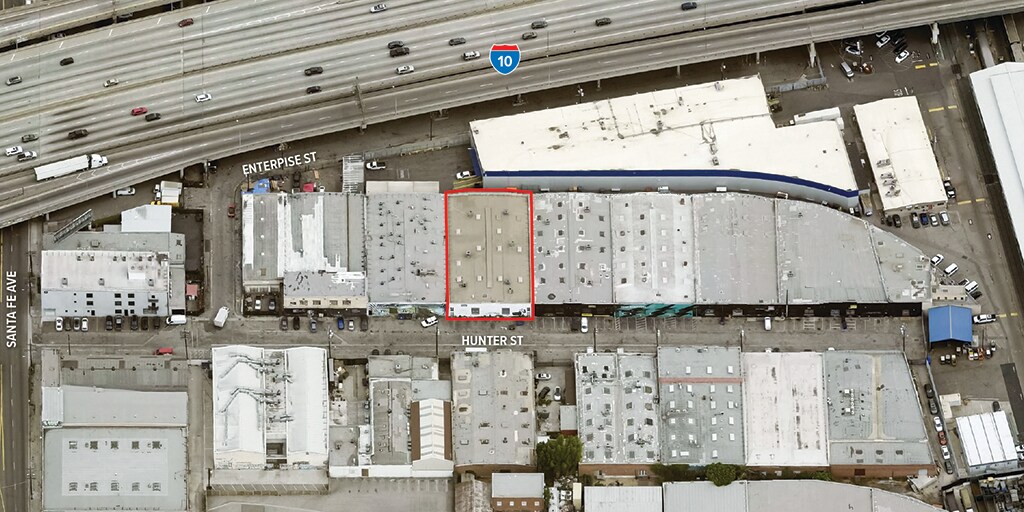 2441-2445 Hunter St, Los Angeles, CA à louer Photo de l’immeuble– Image 1 sur 10