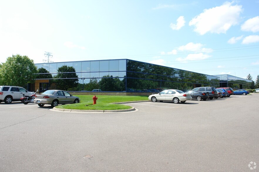 5600-5610 Rowland Rd, Minnetonka, MN à louer - Photo de l’immeuble – Image 2 sur 4