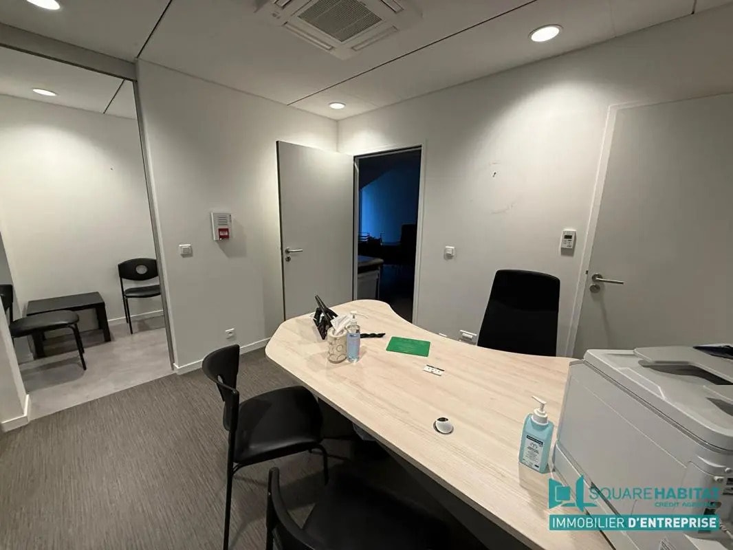 Bureau dans Saint-Cyr-sur-Loire à vendre Photo intérieure– Image 1 sur 6