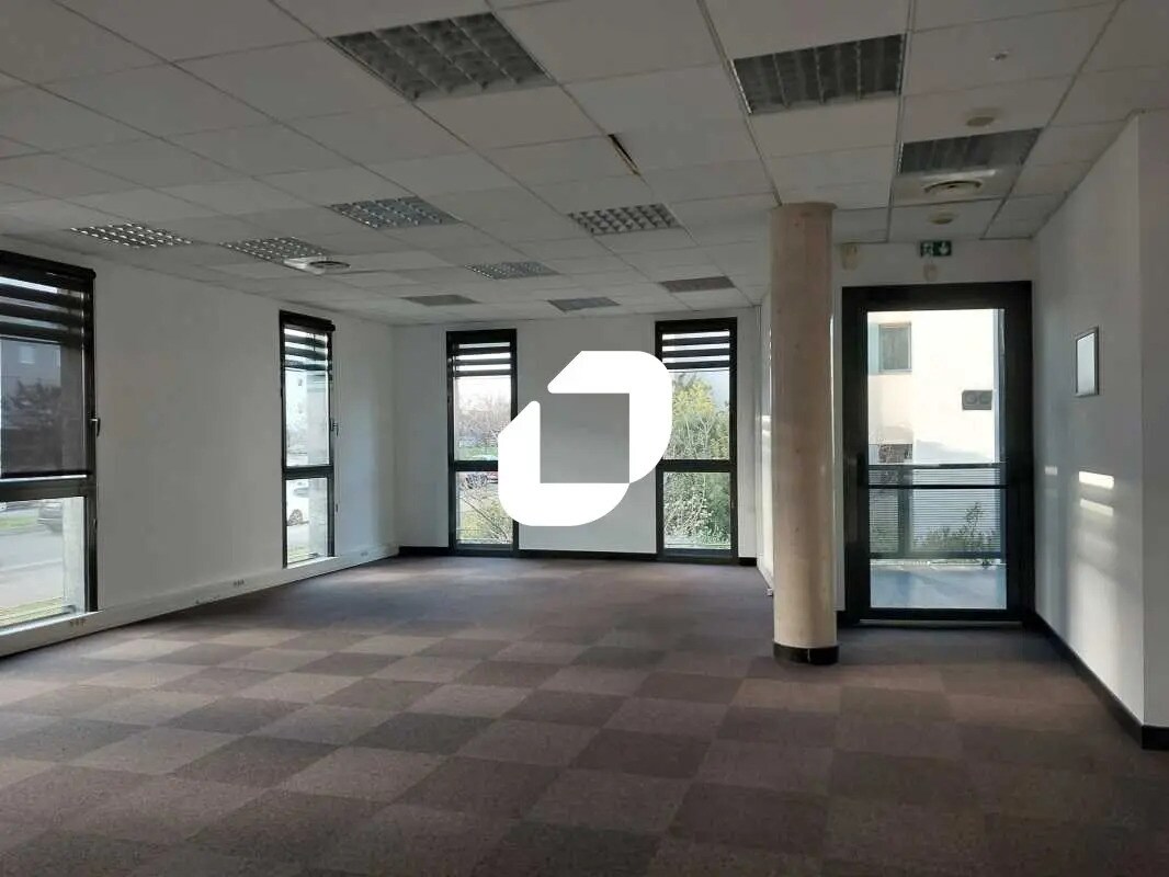 Bureau dans Montpellier à louer Photo de l’immeuble– Image 1 sur 9