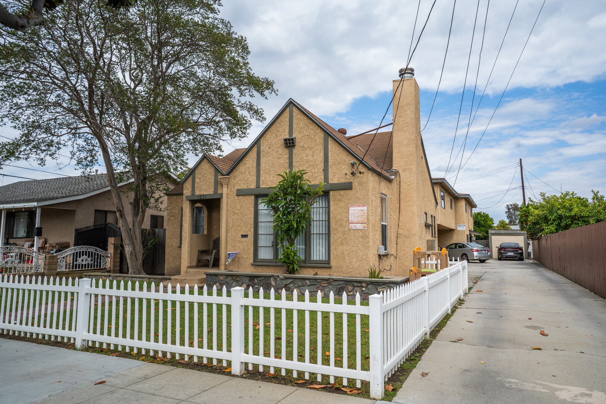 5220 Pacific Ave, Long Beach, CA à vendre Photo de l’immeuble– Image 1 sur 15