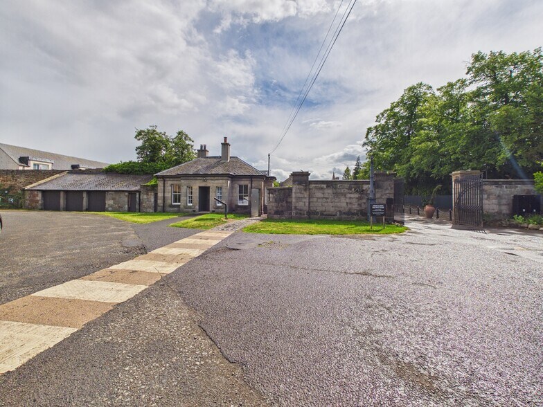 177 High St, Dalkeith à louer - Photo de l’immeuble – Image 2 sur 9