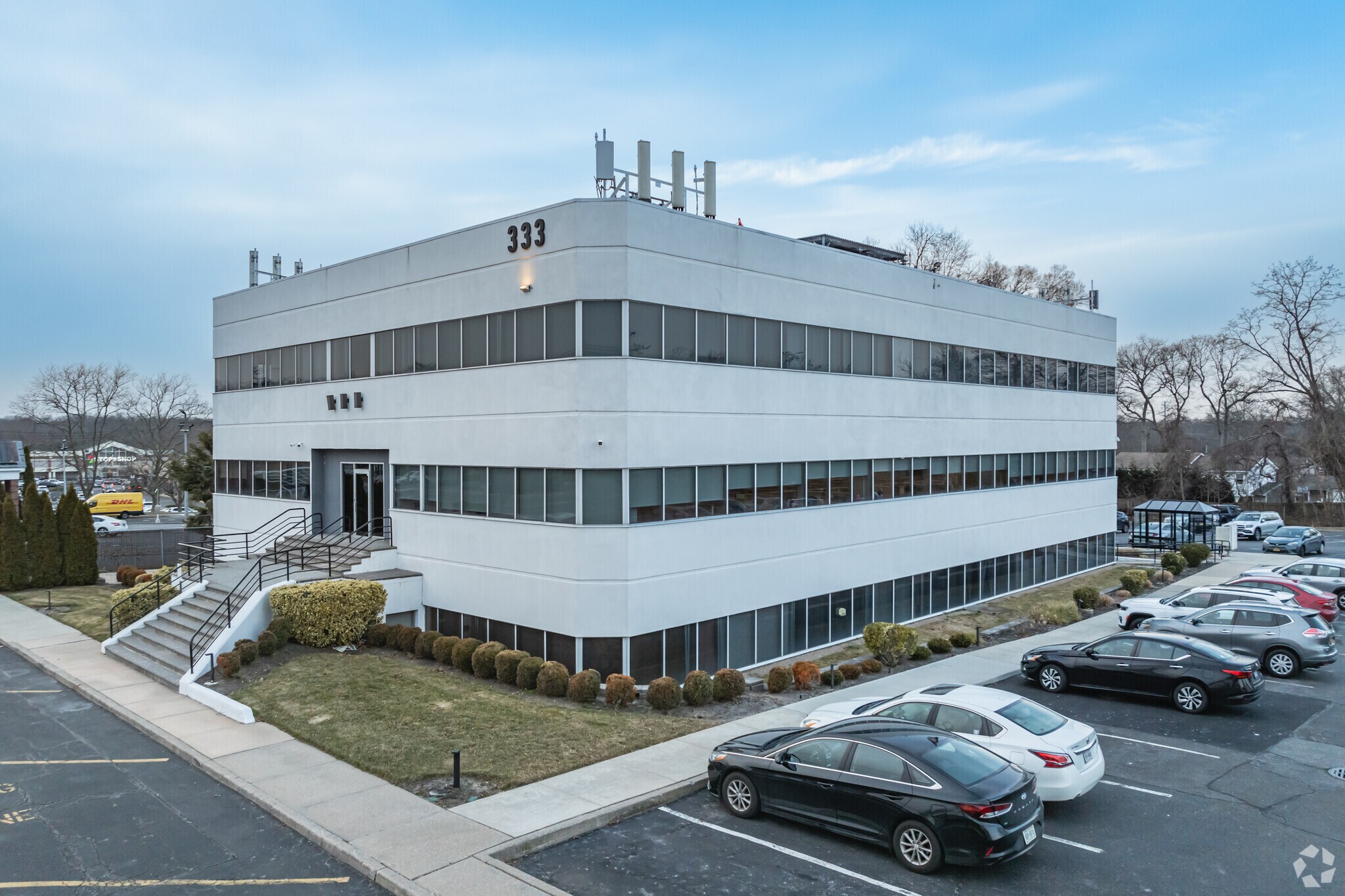 333 Route 25A, Rocky Point, NY à vendre Photo principale– Image 1 sur 15