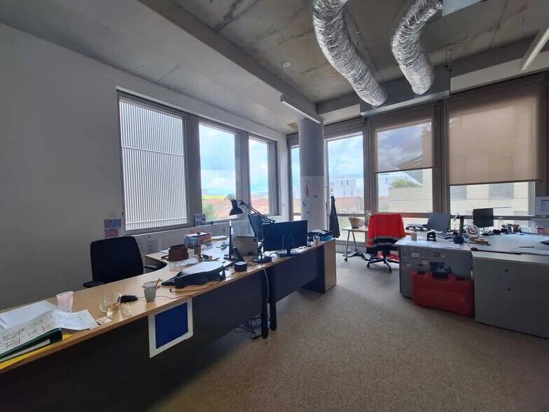 Bureau dans Bordeaux à louer - Photo intérieure – Image 2 sur 8