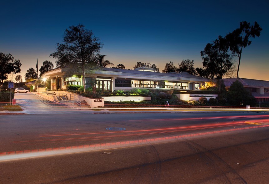 6336 Greenwich Dr, San Diego, CA à louer - Photo de l’immeuble – Image 2 sur 11