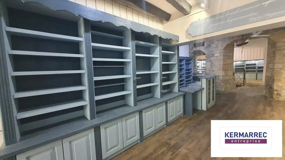 Local commercial dans Vannes à louer - Photo de l’immeuble – Image 2 sur 8