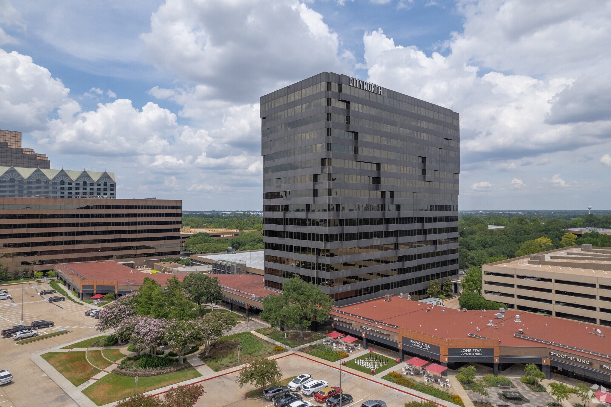 12152-12198 Greenspoint Dr, Houston, TX à louer Photo de l’immeuble– Image 1 sur 10