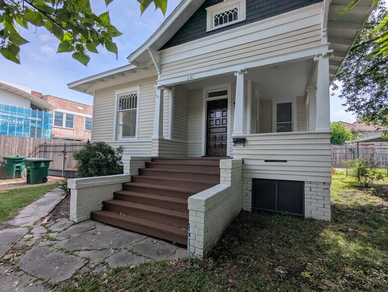 1142 Yale St, Houston, TX à louer - Photo de l’immeuble – Image 2 sur 9