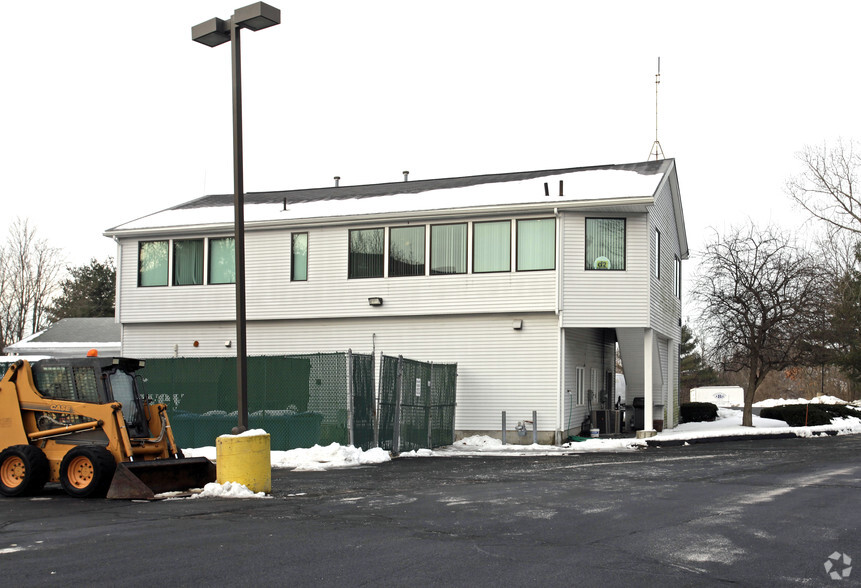 80-82 Northboro Rd E, Marlborough, MA à vendre - Photo de l’immeuble – Image 2 sur 24