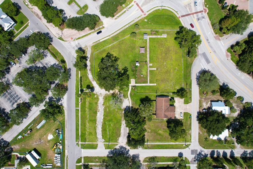 214 Sproule ave, Kissimmee, FL à vendre - Aérien – Image 2 sur 3