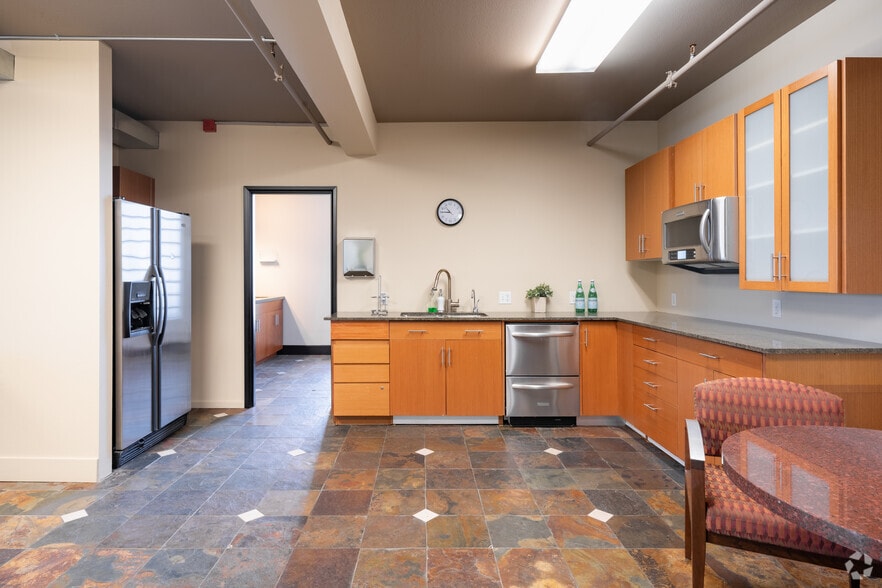 4130 1st Ave S, Seattle, WA à louer - Photo intérieure – Image 2 sur 17