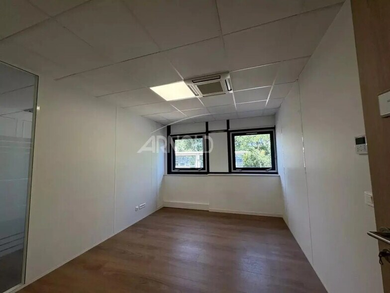 Bureau dans Nantes à louer - Photo de l’immeuble – Image 2 sur 12