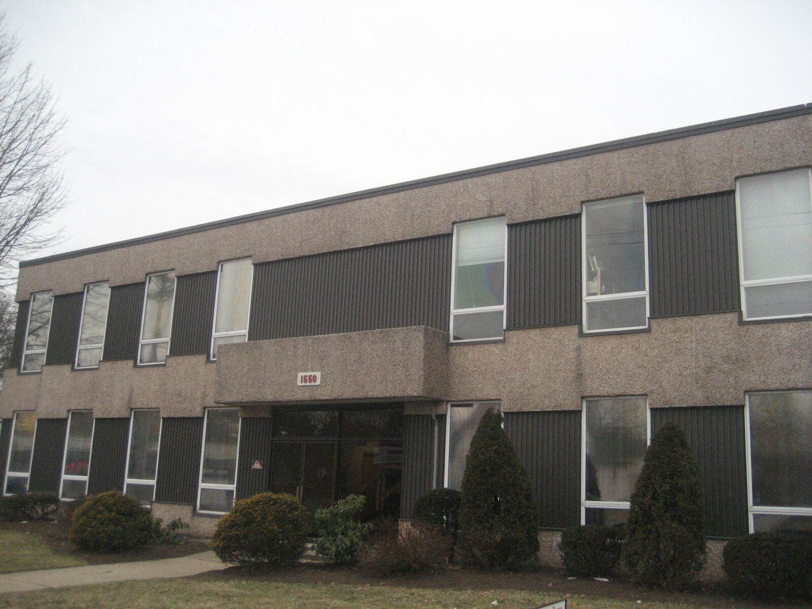 1550 Park Ave, South Plainfield, NJ à louer Photo principale– Image 1 sur 9