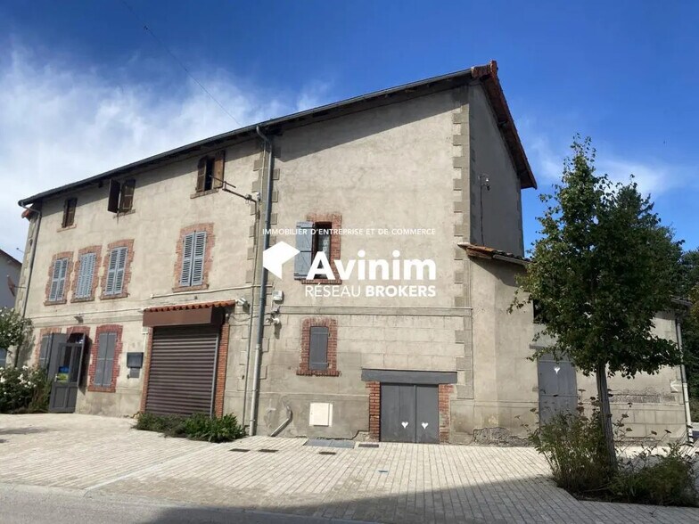Local commercial dans Orléat à vendre - Photo de l’immeuble – Image 3 sur 7