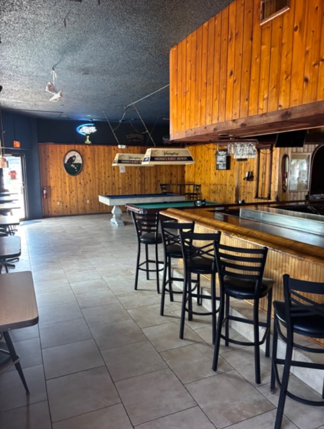 327 N Dixie Hwy, Lake Worth, FL à louer Photo intérieure– Image 1 sur 5