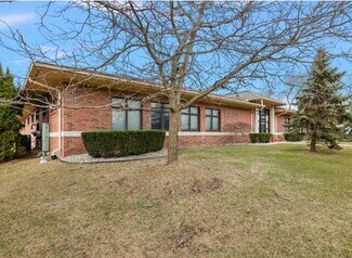 Plus de détails pour 2455 Union Lake Rd, Commerce Township, MI - Bureau à vendre