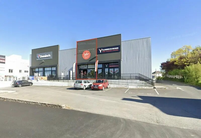 Local commercial dans Ancenis-Saint-Géréon à louer Photo de l’immeuble– Image 1 sur 5