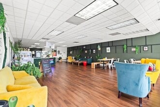 2400 N Federal Hwy, Pompano Beach, FL à louer Photo intérieure– Image 2 sur 2