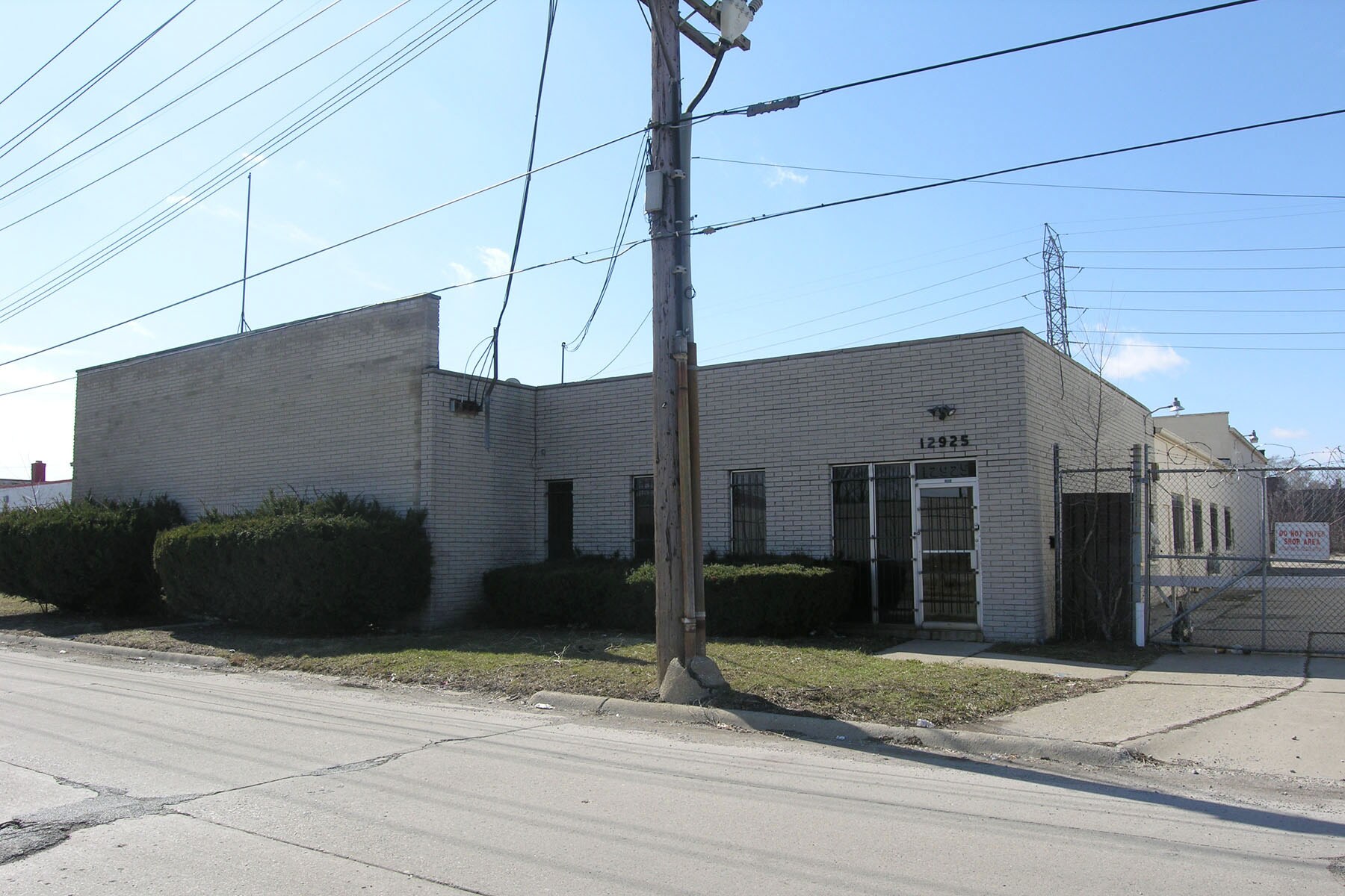 12925 Auburn St, Detroit, MI à vendre Photo principale– Image 1 sur 23