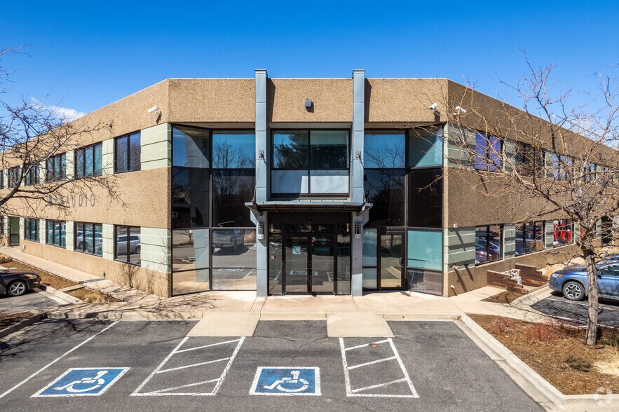 4865 Sterling Dr, Boulder, CO à louer - Photo de l’immeuble – Image 1 sur 6