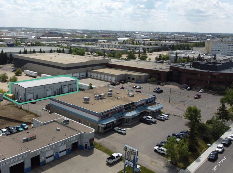 9231 50 St NW, Edmonton, AB à louer - Photo principale – Image 1 sur 3