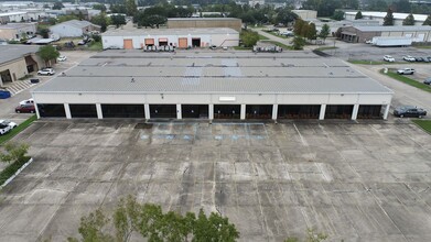 11777 Industriplex Blvd, Baton Rouge, LA à louer Photo de l’immeuble– Image 2 sur 9