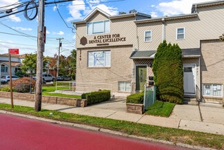 Plus de détails pour 2749 Hylan Blvd, Staten Island, NY - Bureau à vendre