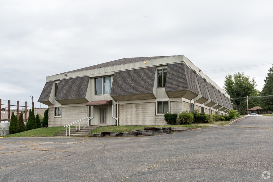 2542 S Arlington Rd, Akron, OH à vendre - Photo de l’immeuble – Image 3 sur 3
