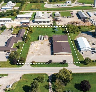 Plus de détails pour 155 Huron Rd, Mitchell, ON - Industriel/Logistique à vendre