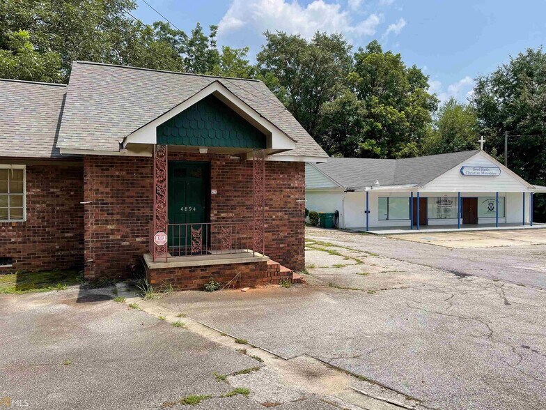4894 College St, Forest Park, GA à vendre - Photo principale – Image 1 sur 9