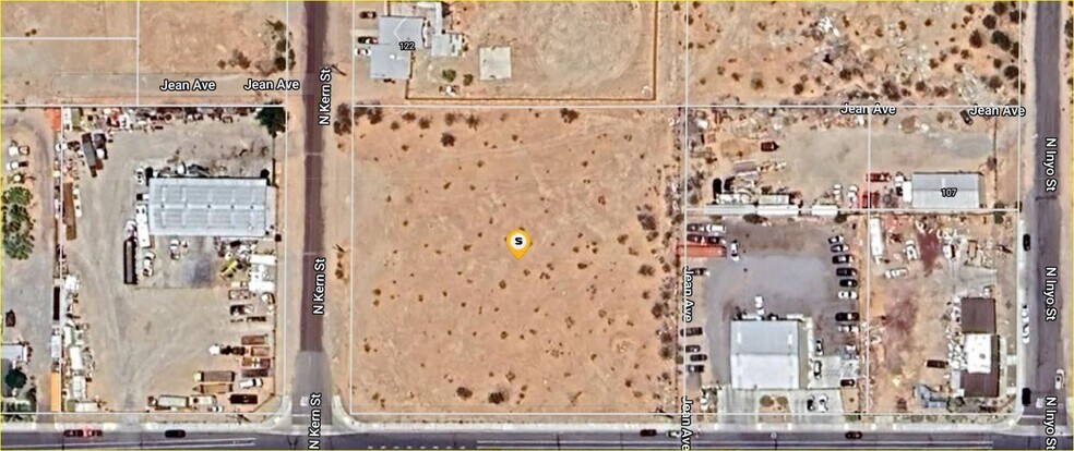 West Ridgecrest Boulevard Blvd, Ridgecrest, CA à vendre - Photo principale – Image 1 sur 6