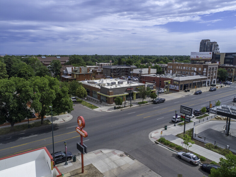 2205-2209 E Colfax Ave, Denver, CO à louer - Photo de l’immeuble – Image 2 sur 5